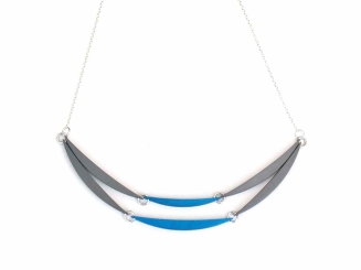 Luna Link 6 Necklace in Graphite & Ultramarine